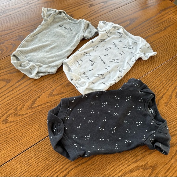 George Like New Cotton Short Sleeve Bodysuits, Set of 3, size 0-3 months - Picture 3 of 13